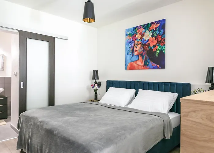 Sofagold Nadstandardny S Velkou Terasou アパート